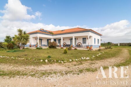 Villa for sale in Palmela