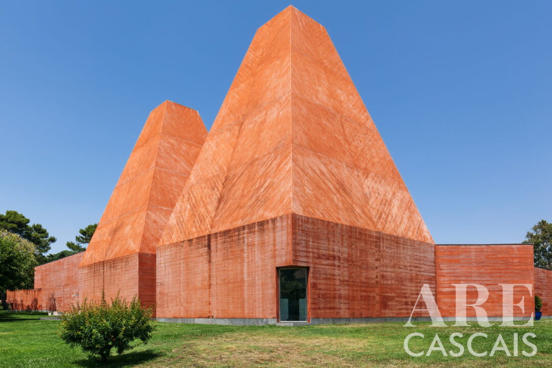 Museo Casa de las Historias Paula Rego