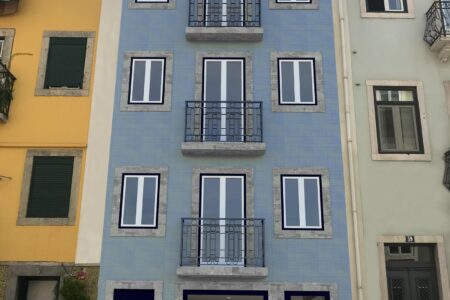 Apartment for sale in Infante Santo (Prazeres), Lisbon
