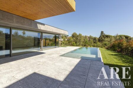Villa for sale in Abuxarda, Cascais