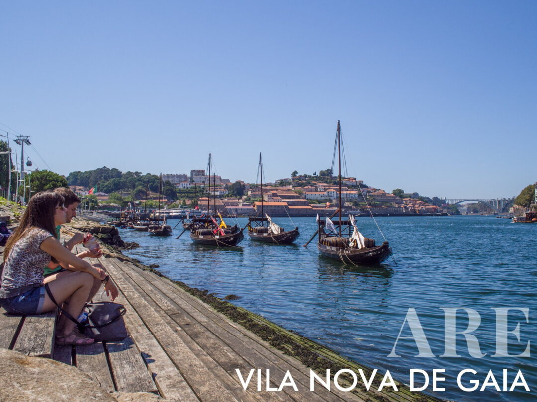 Costa de Vila Nova de Gaia frente a la zona de bodegas de Oporto