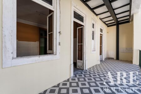 Apartment for sale in Duque de Loulé, Lisbon