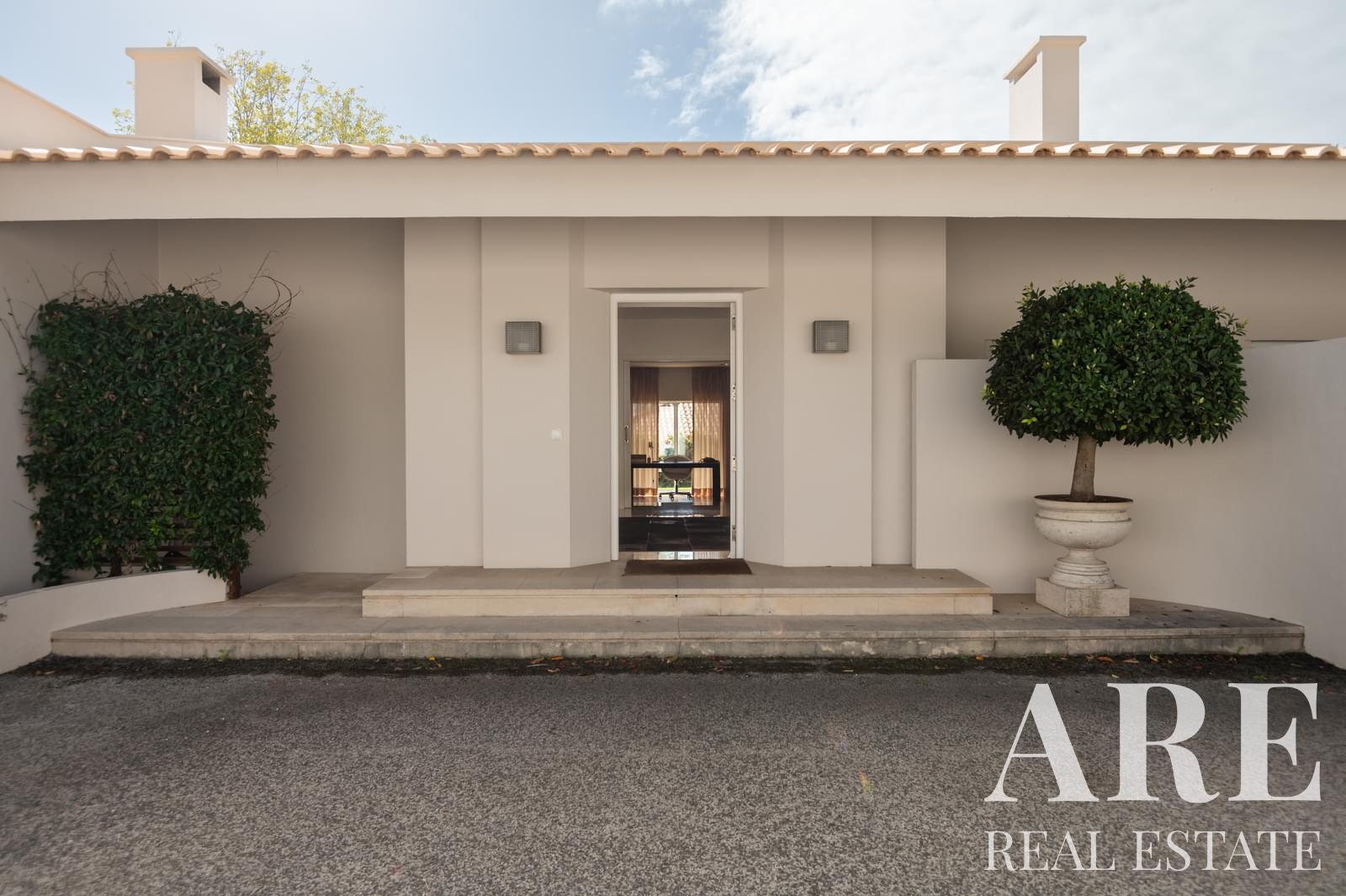 Villa for sale in Estoril, Cascais